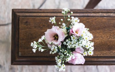 Memorial keepsakes & urns for Ashes
