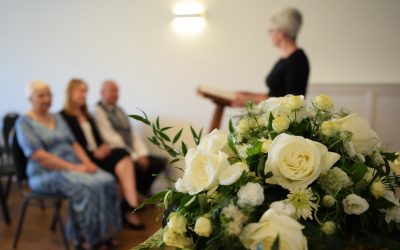 Cremation vs Burial: Full Difference (UK)